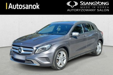 Mercedes-Benz \ GLA 180 \ Automat \ Benzyna \ Bogata Wersja \ Zadbany