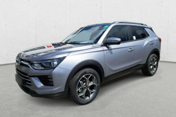 Quartz-OD RĘKI-automat-napęd 4WD- podemonstracyjne 1850km